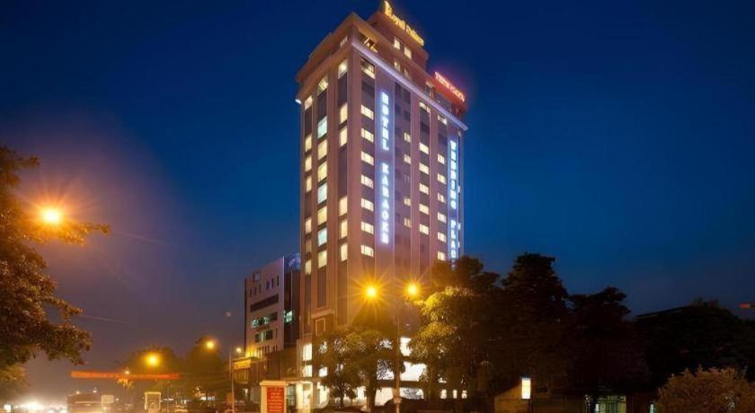 Royal Palace Hotel Tuyen Quang Экстерьер фото