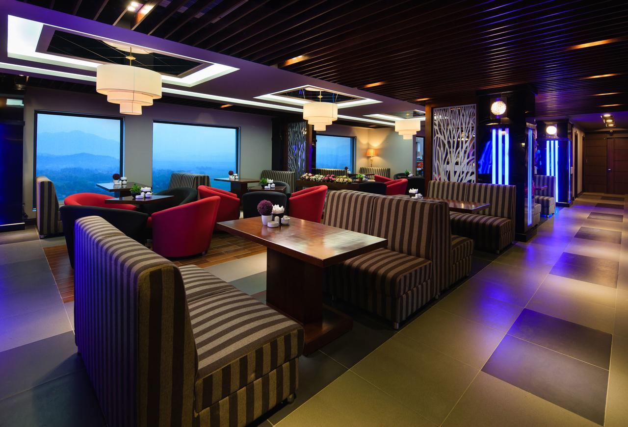 Royal Palace Hotel Tuyen Quang Экстерьер фото